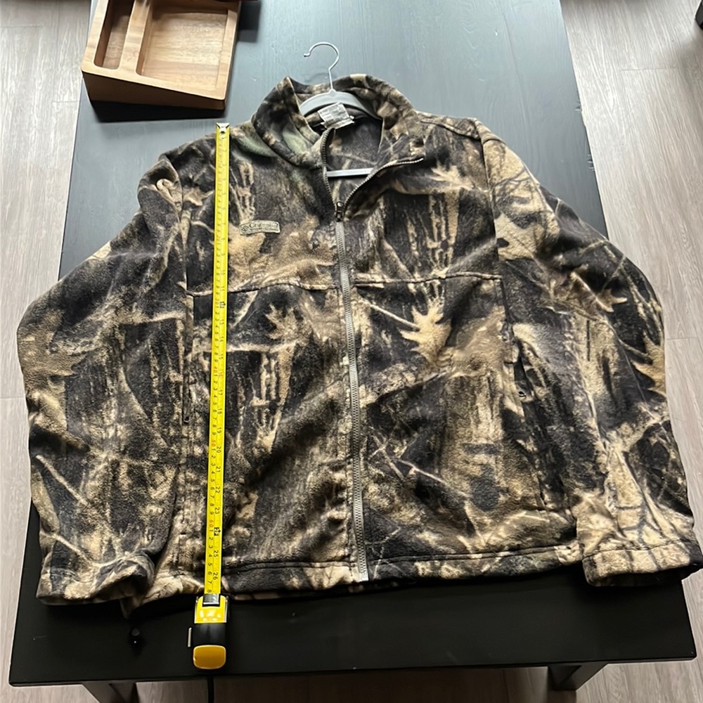 Columbia camo jacket / fleece large